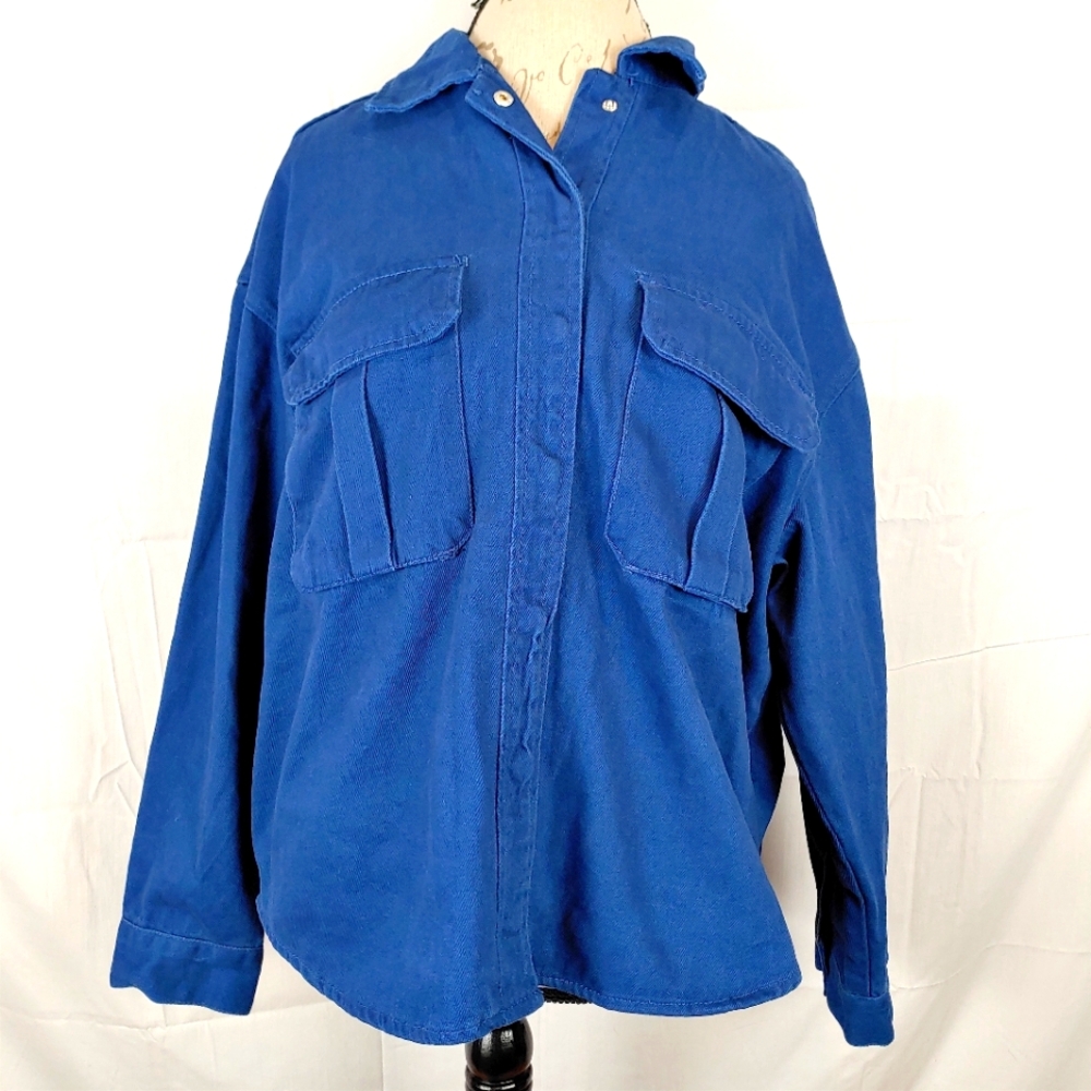 If It Were Me Women's Blue Denim Jean Style Shacket Jacket w/Snap Closure Size M